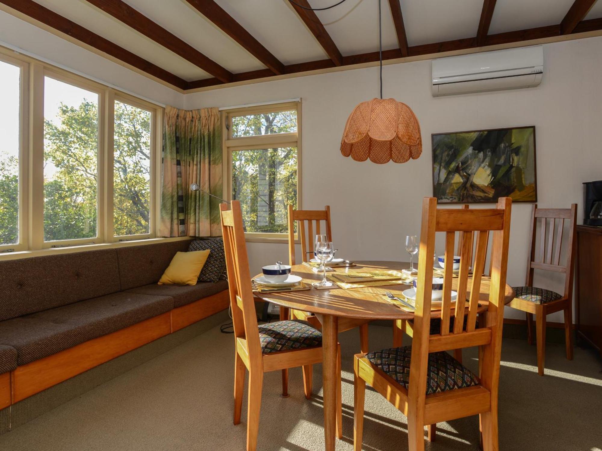 Jacaranda Lodge - Napier Hill Holiday Home Zewnętrze zdjęcie